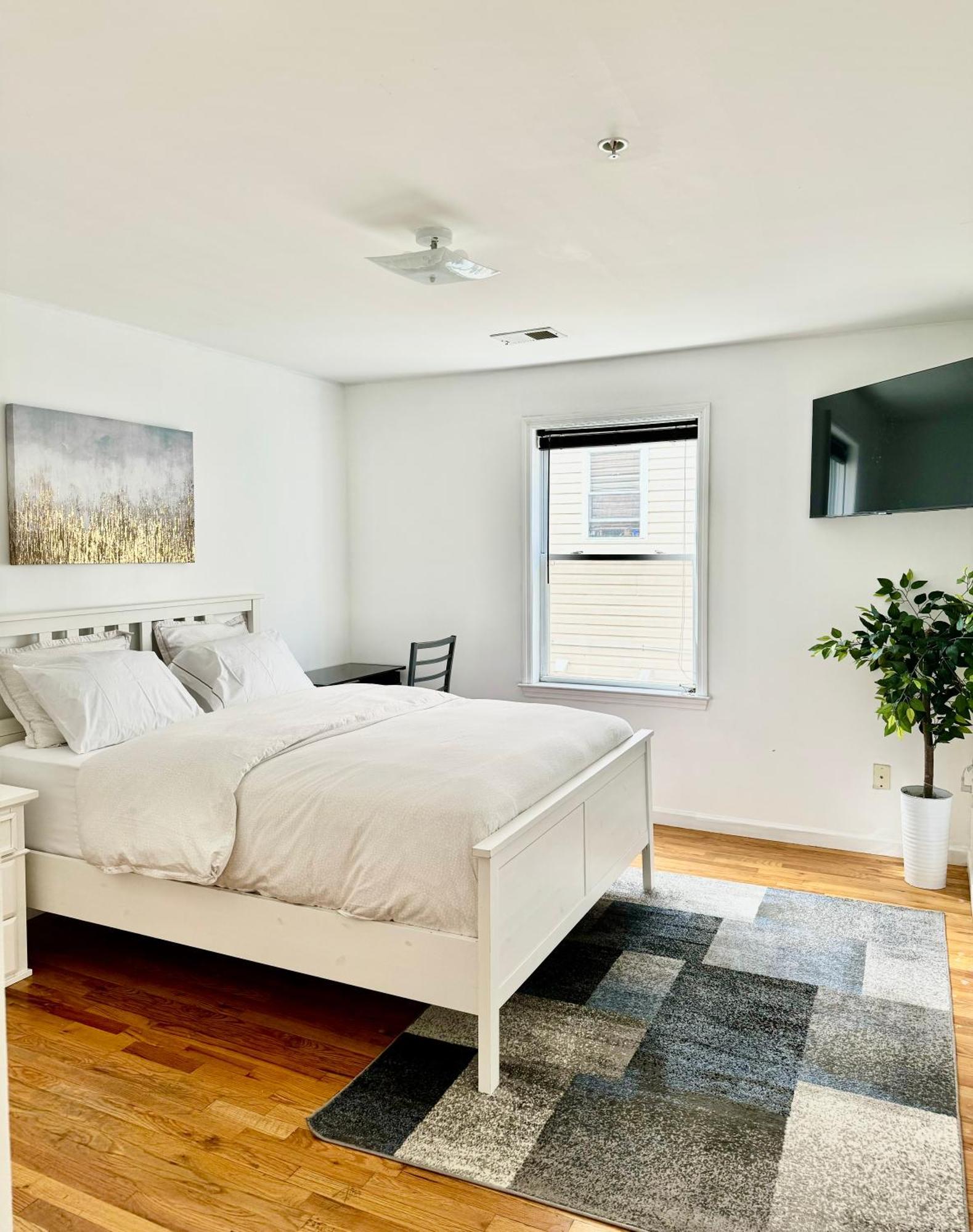 Stylish Evergreen Apartment By Newark Airport Kültér fotó