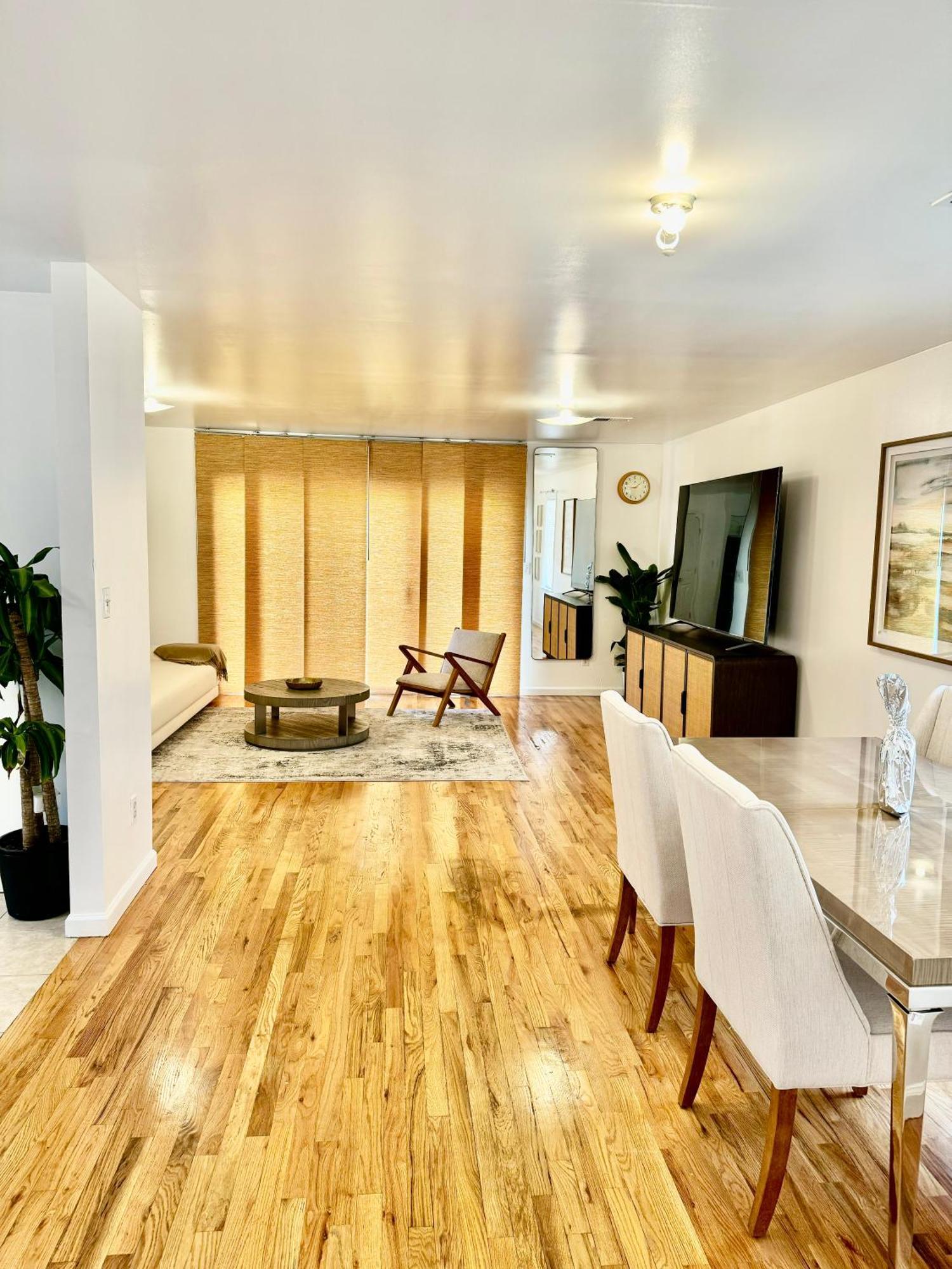 Stylish Evergreen Apartment By Newark Airport Kültér fotó