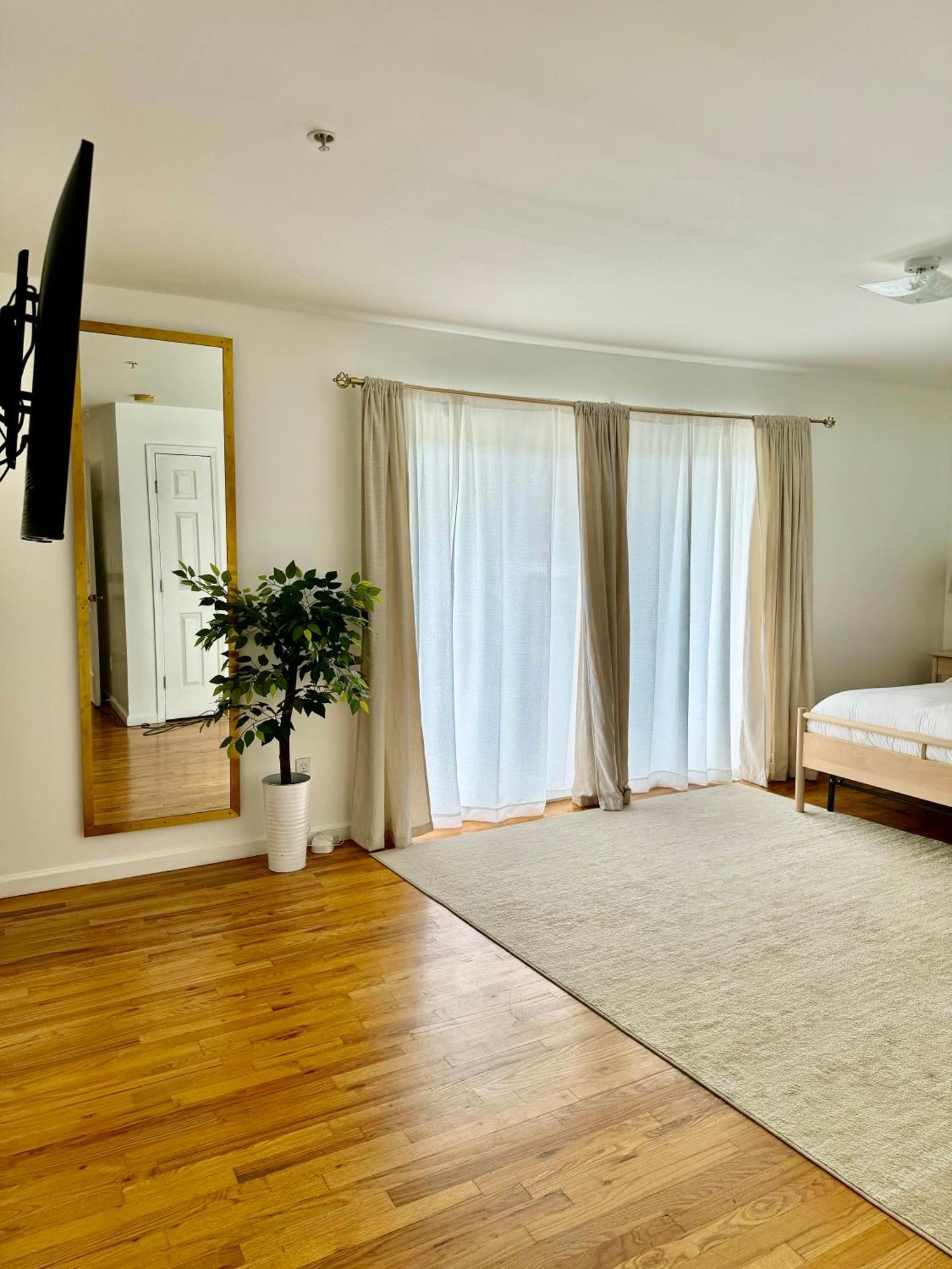 Stylish Evergreen Apartment By Newark Airport Kültér fotó