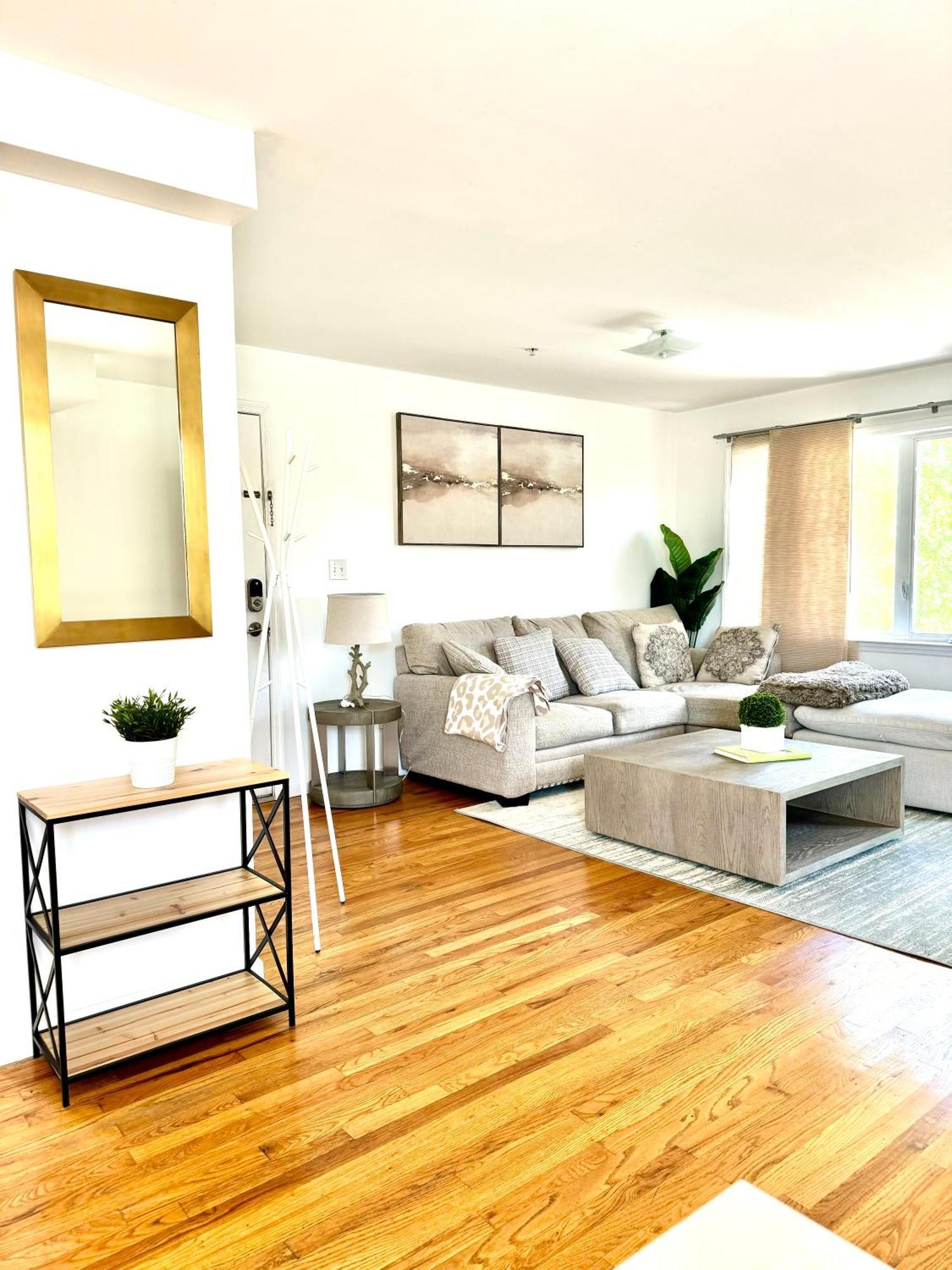 Stylish Evergreen Apartment By Newark Airport Kültér fotó